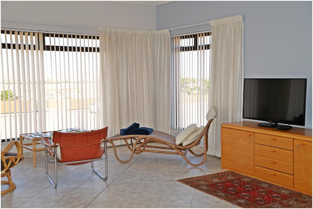 Chala-Kigi Apartments Swakopmund Exterior photo