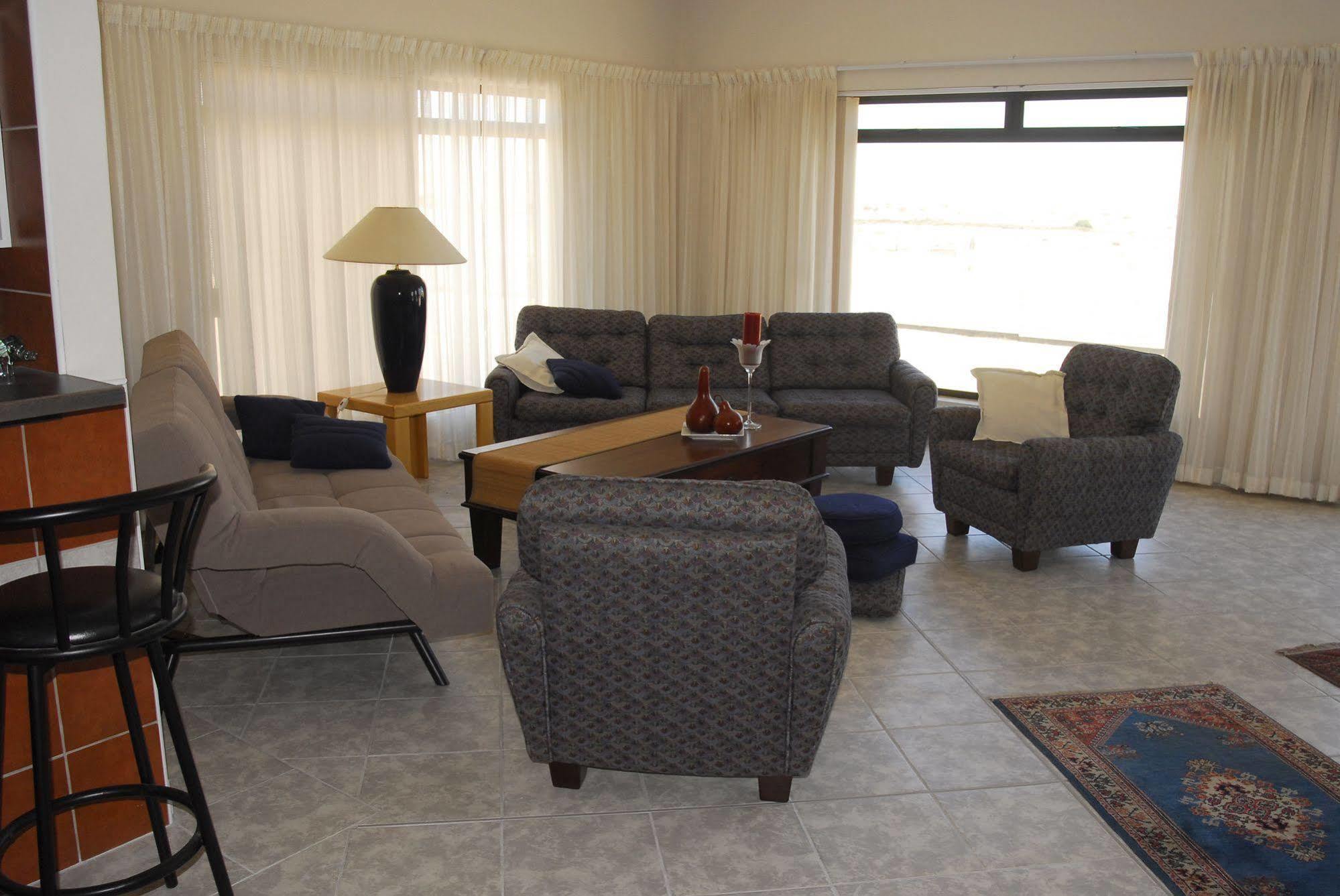 Chala-Kigi Apartments Swakopmund Exterior photo